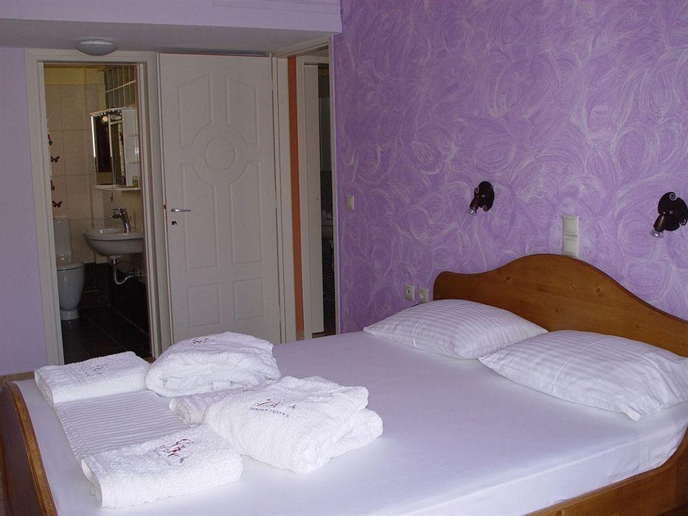 Greka Ionian Suites Agia Efimia Exterior foto