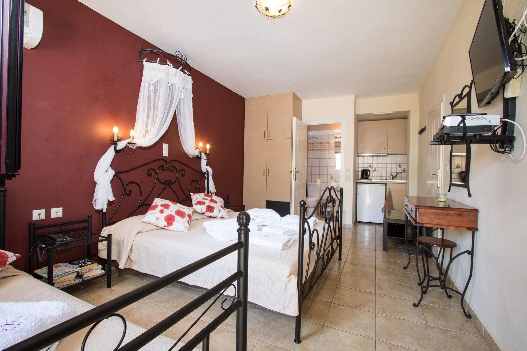 Greka Ionian Suites Agia Efimia Exterior foto