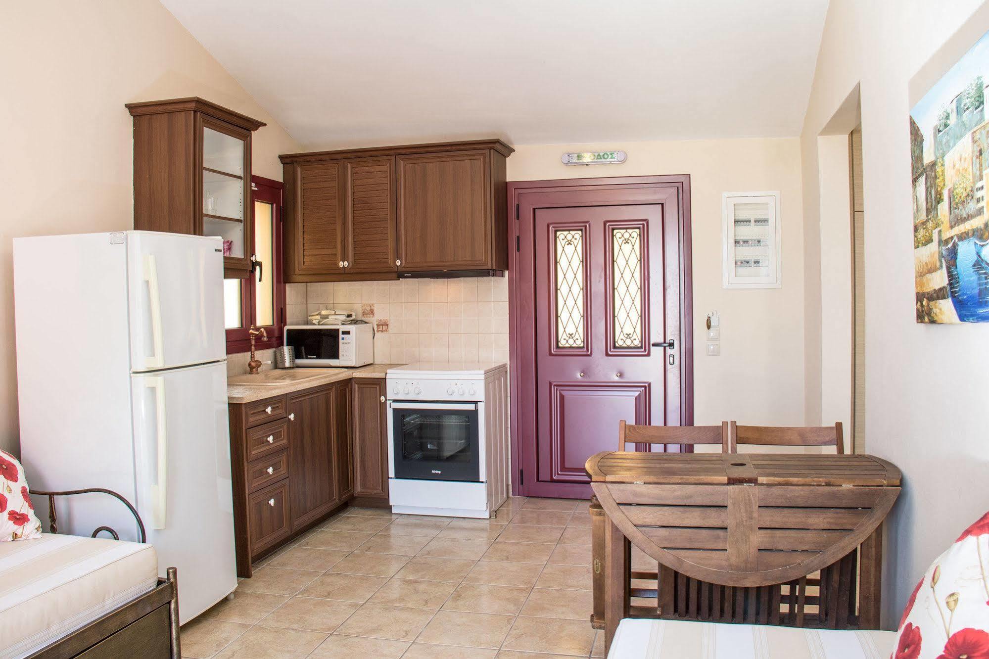 Greka Ionian Suites Agia Efimia Exterior foto